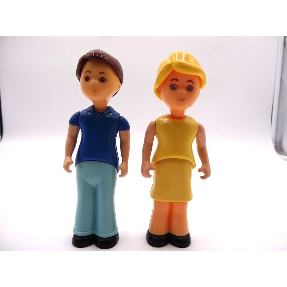 Little Tikes Dollhouse Girl Mother Yellow dress Blonde Hair and  Boy Brother Dad